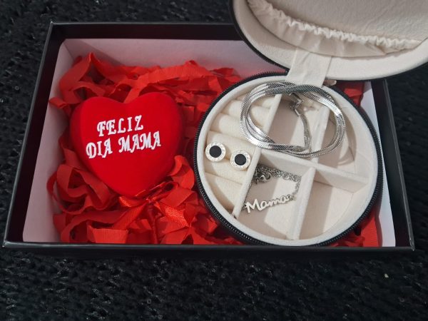 CAJA CON ALHAJERO, COLLAR, PULSERA Y CARAVANAS PARA MAMA