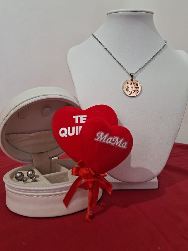 4 CAJA CON ALHAJERO, COLLAR Y CARAVANAS PARA MAMA