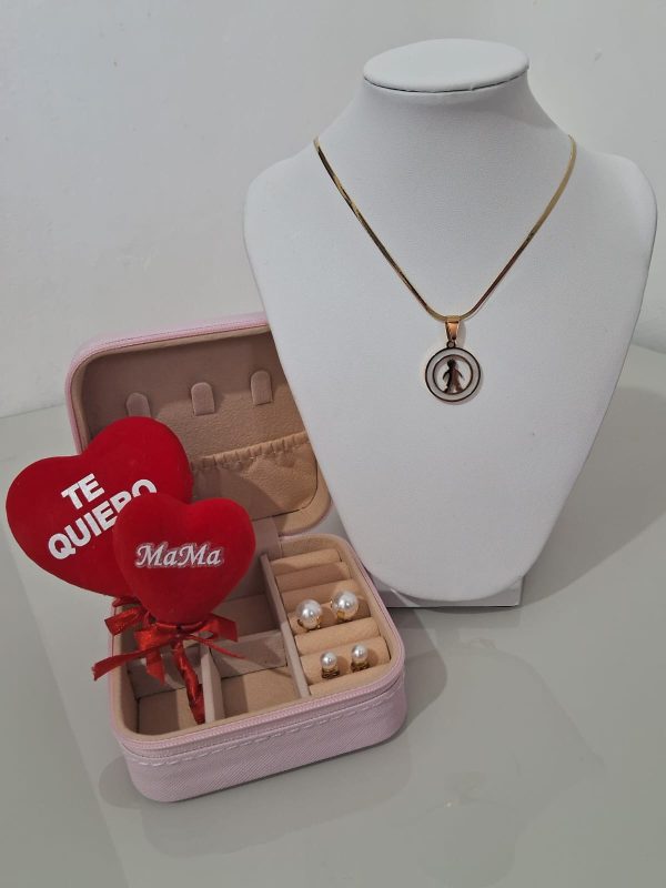 5 CAJA CON ALHAJERO, COLLAR Y CARAVANAS PARA MAMA